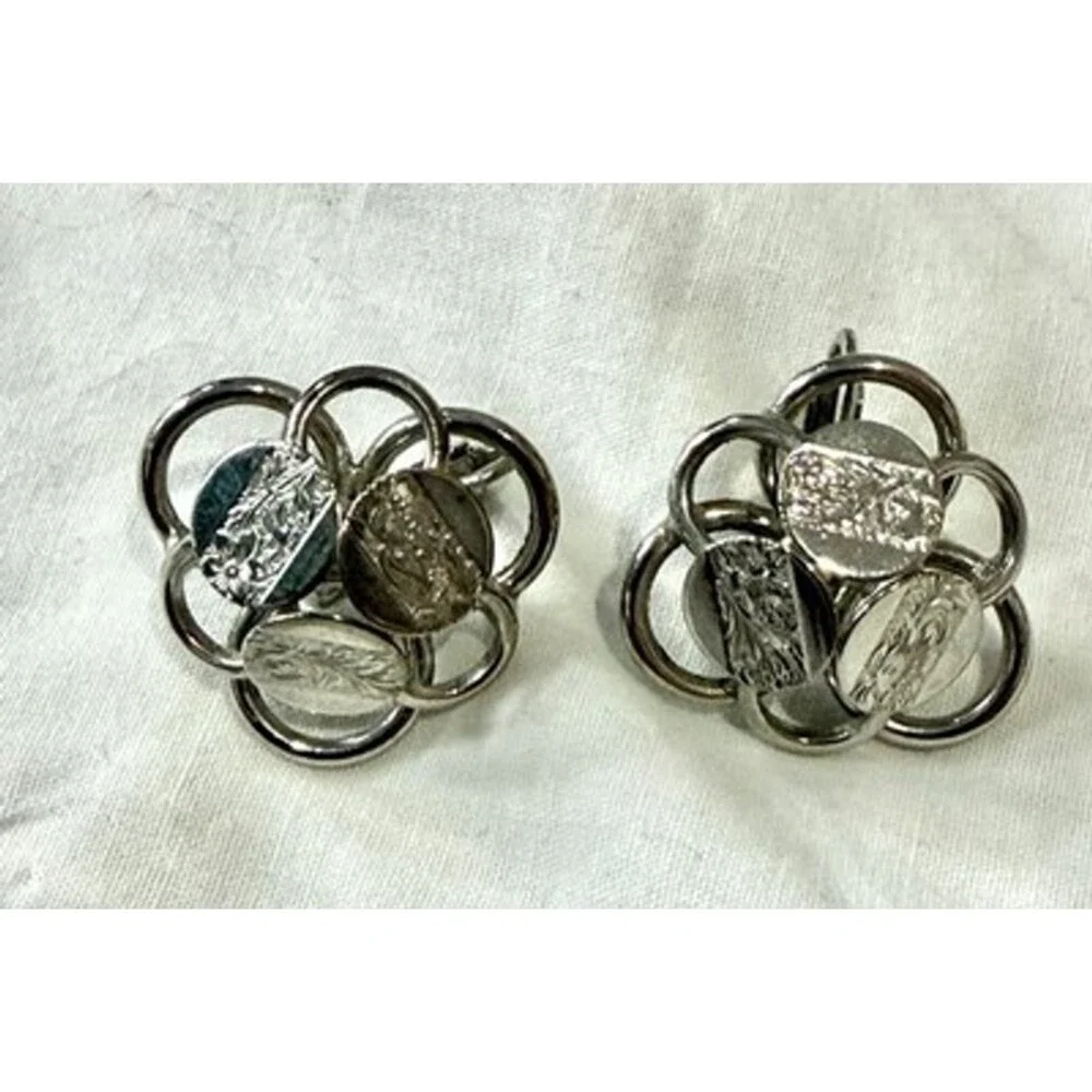 Sarah Coventry Silvertone Clip Earrings 